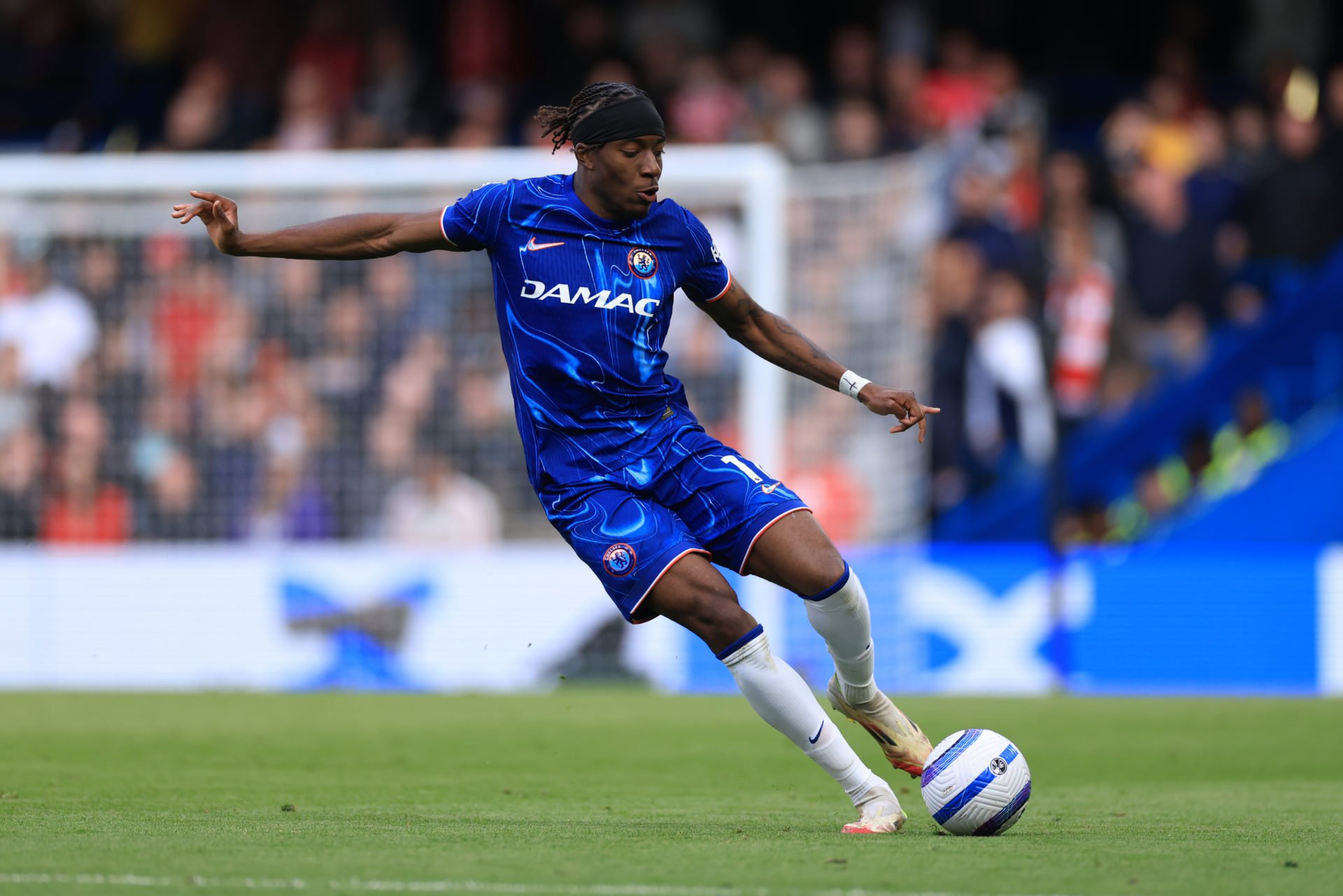 Noni Madueke : L'harmonie d'un coéquipier exceptionnel chez Chelsea