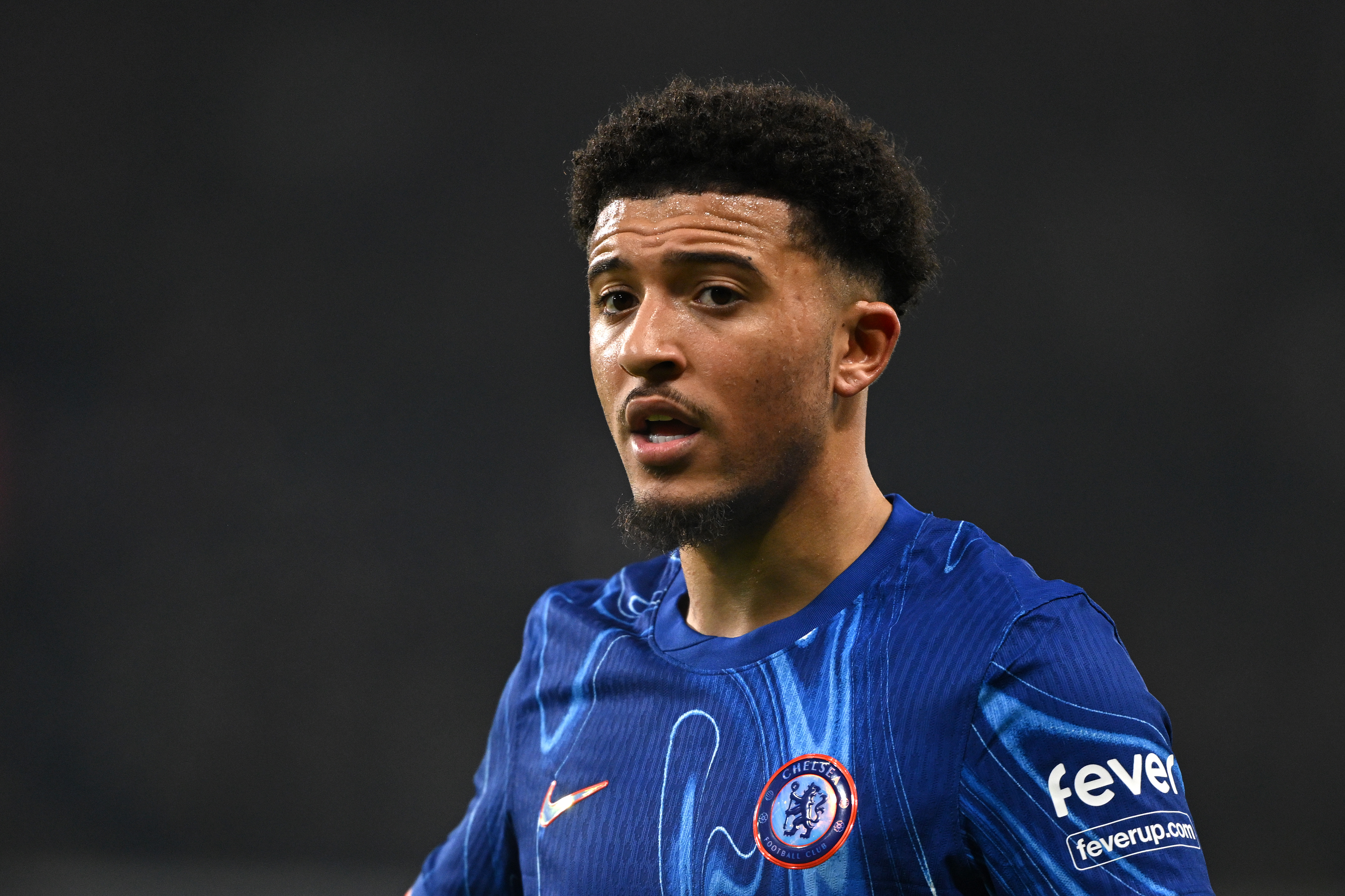Transfert de Jadon Sancho : Napoli Face à des Obstacles Financiers